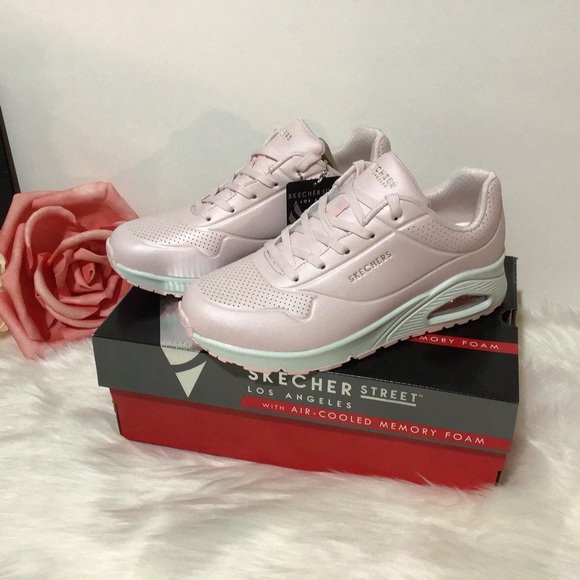 skechers uno pearl